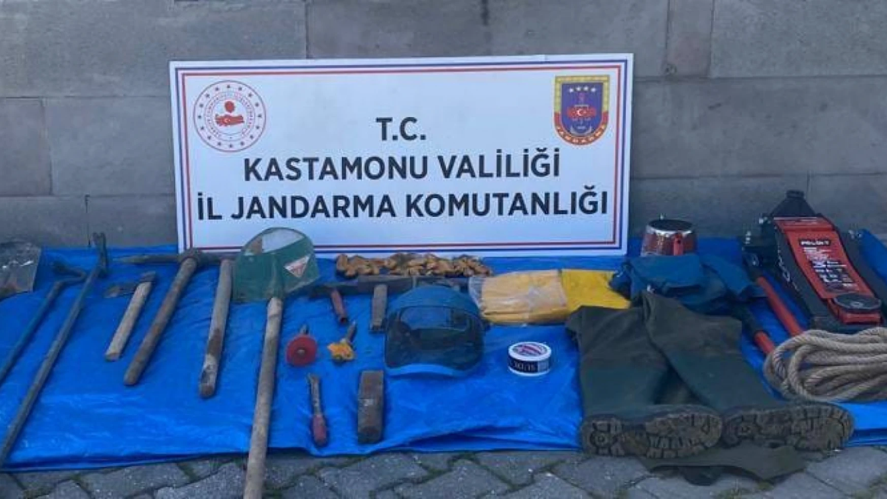 Kastamonu'da tarihi eser kaçakçıları yakalandı