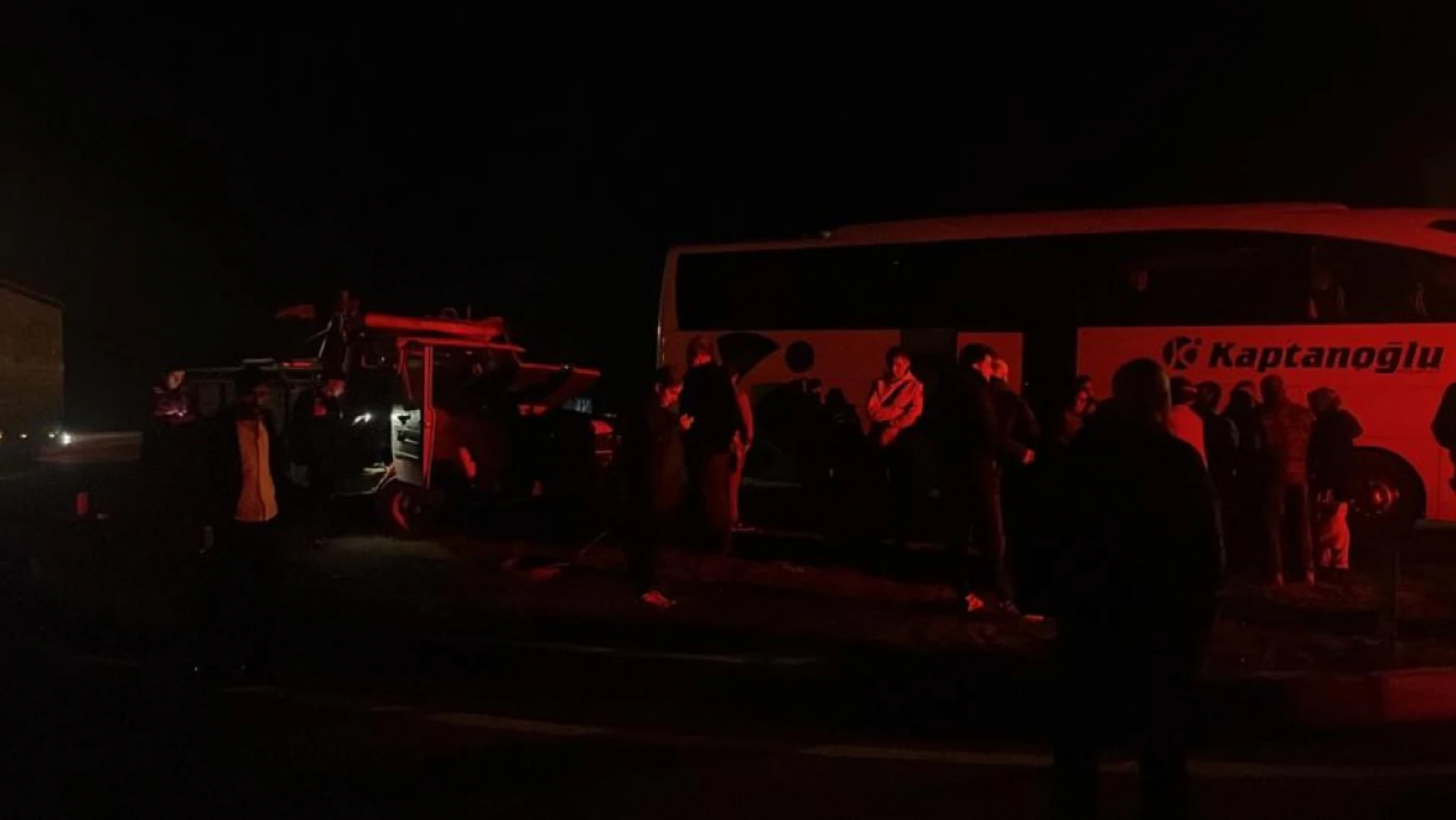 Kastamonu'da yolcu otobüsü ve kamyonet çarpıştı: 1 kişi yaralandı