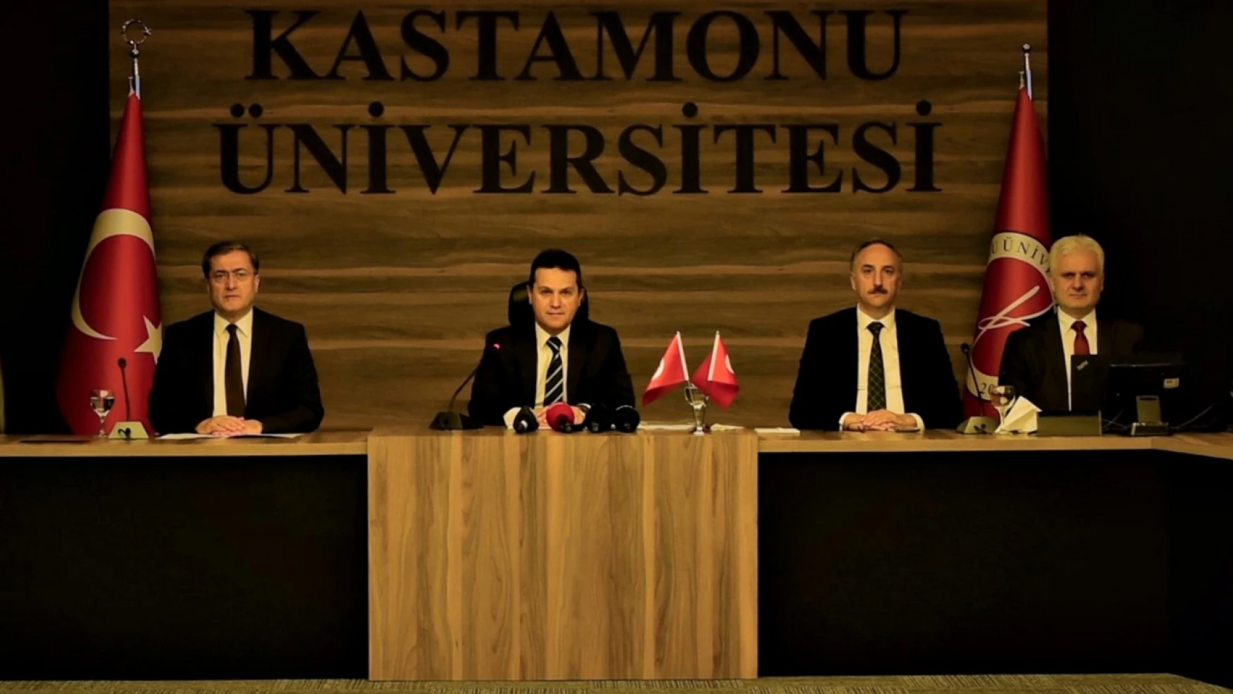 Kastamonu Üniversitesi Rektörü Topal'dan 4 yıllık rapor: 'Görülmemiş başarı yakaladık'