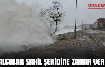 Dalgalar Sahil Şeridine Zarar Verdi