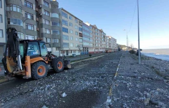 Kastamonu'da Dev Dalgalar Sahillere Zarar Verdi