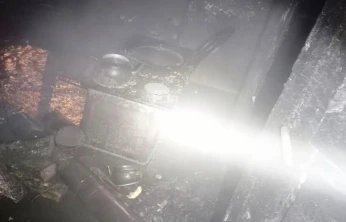 Kıvılcım Evi Küle Çevirdi