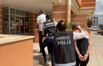 Plakası Okunmayan Motosikletteki Şahıstan Uyuşturucu Çıktı