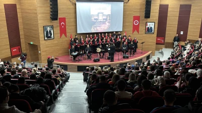 Akademisyenlerden Oluşan Koro Konser Verdi