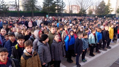 Okullarda 6 Şubat Depremlerinde Hayatını Kaybedenler İçin Saygı Duruşunda Bulunulacak