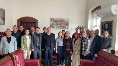 Umreden Dönen Başkan Yazkan'ı Personel Ziyaret Etti