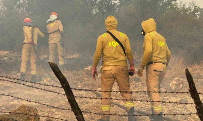 3 Evin Yandığı Köyde Müdahale Devam Ediyor