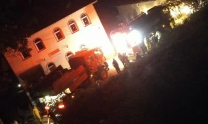 Kastamonu'da Çıkan Yangında Ev Ve Samanlık Küle Döndü