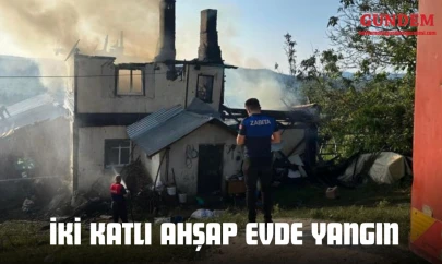 Kastamonu'da İki Katlı Ahşap Evde Yangın