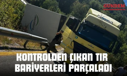 Kontrolden Çıkan Tır Bariyerleri Parçaladı