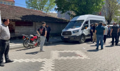 Motosikletten Düştü, Yaralandı!