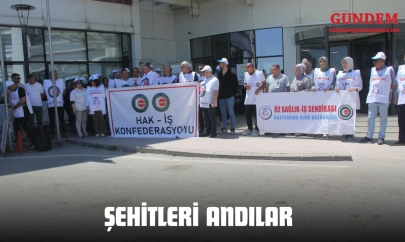 Şehitleri Andılar