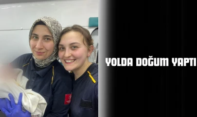Yolda Doğum Yaptı