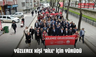 Yüzlerce Kişi 'Aile' İçin Yürüdü