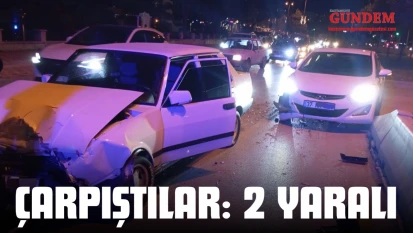 Çarpıştılar: 2 Yaralı