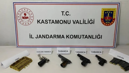 Ruhsatsız Silahlar Ele Geçirildi