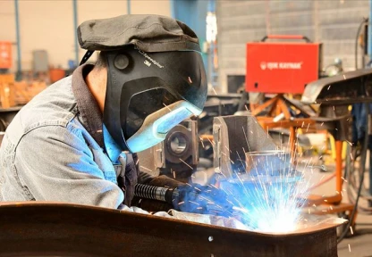 Sanayi Üretimi Yüzde 2,1 Azaldı