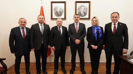 AK Parti Milletvekili Ekmekci'den Bakan Tekin'e Ziyaret