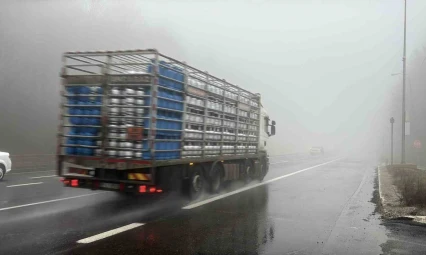 Bolu Dağı'nda Sis Ve Sağanak Etkili!