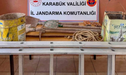 İzinsiz Kazı Yapan 2 Kişi Suçüstü Yakalandı