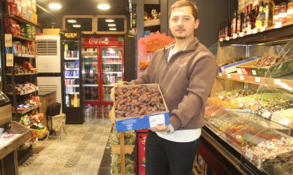 Ramazan'ın Vazgeçilmezi Hurma Tezgahta
