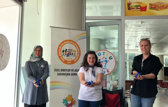 100 Bin Plastik Kapak Toplandılar