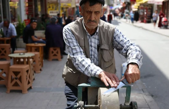 35 yıldır bıçak biliyor