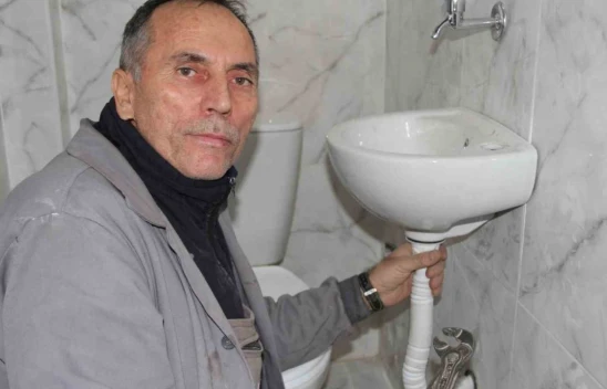 35 Yıldır İlçe İlçe Gezip Geçimini Sağlıyor