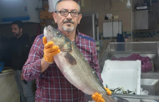 5 Kiloluk Levrek Fiyatıyla Göz Kamaştırdı