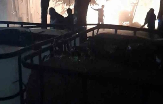 Ahşap Ev Alevlere Teslim Oldu