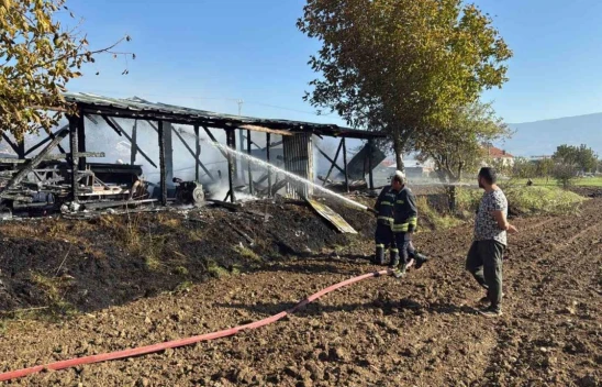 O Yangında Tarım Aletleri Kül Oldu