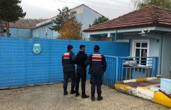 Aranan 4 Şahıs Yakalandı