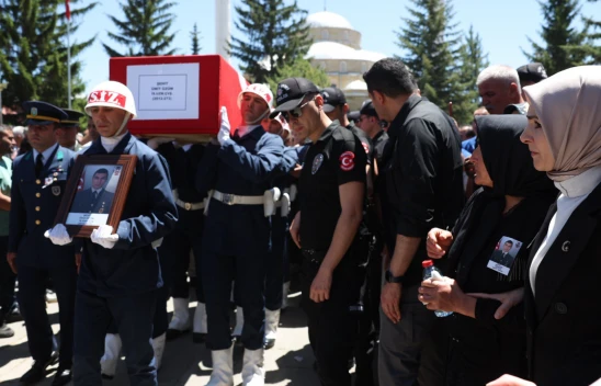 Bakan Göktaş, Şehit Cenazesine Katıldı