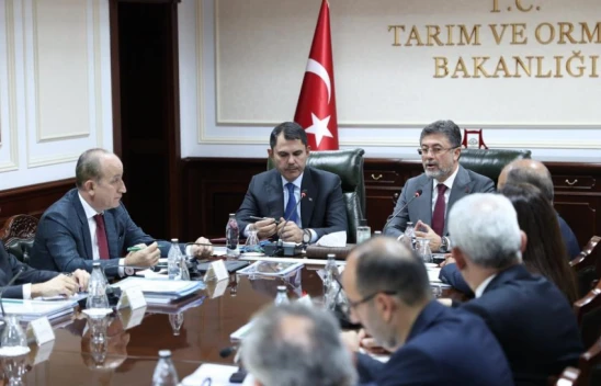 Bakan Kurum:  'Yangınlara Müdahalede Çalışma Grubu Oluşturacağız'