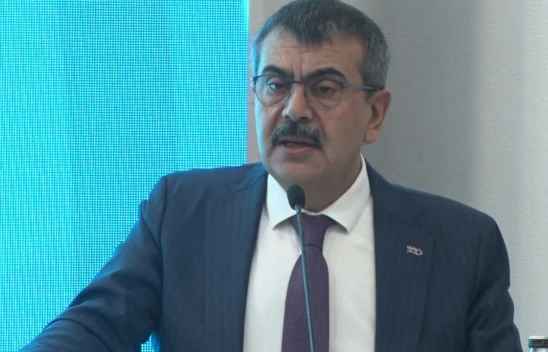 Bakan Tekin'den 'Türkçe' Vurgusu