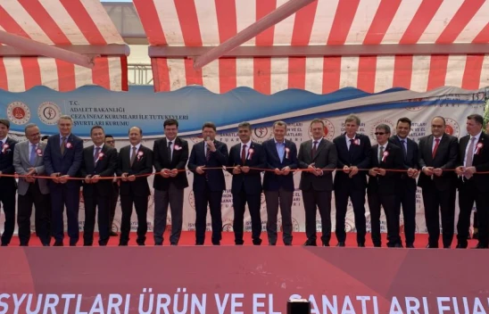 Bakan Tunç:  '65 Bin 969 Hükümlü Ve Tutuklu Eğitim Görüyor'