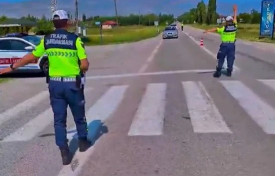 Bakan Yerlikaya: 'Bayramda 2 Bin 960 Trafik Kazası Meydana Geldi'