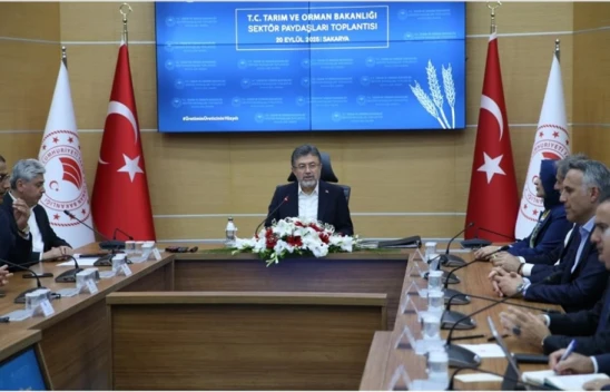 Bakan Yumaklı Kastamonu'ya Dikkat Çekti: Vatandaşlara Çağrıda Bulundu