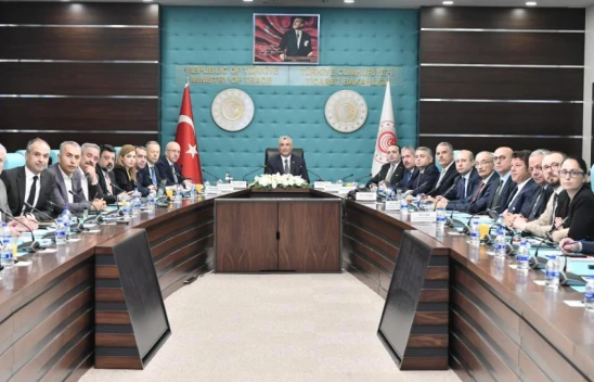 Bakanı Bolat: 'Otomotiv sektöründe çok ciddi çürük elmalar var'