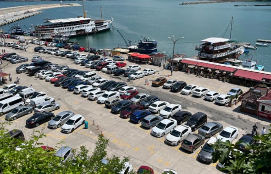 Bartın Amasra'ya ziyaretçi akını