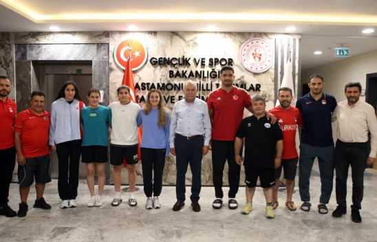 Başesgioğlu, Olimpiyatlara Katılacak Sporcuları Ziyaret Etti