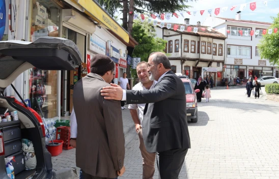 Başkan Turan, vatandaşları dinledi