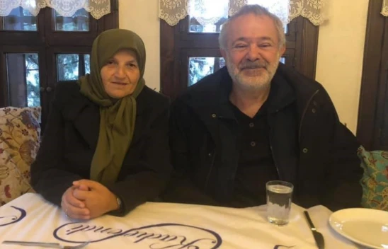 Arkalarında Dram Kaldı