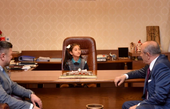 Belediye Başkanı Arslan, Koltuğunu Çocuklara Devretti