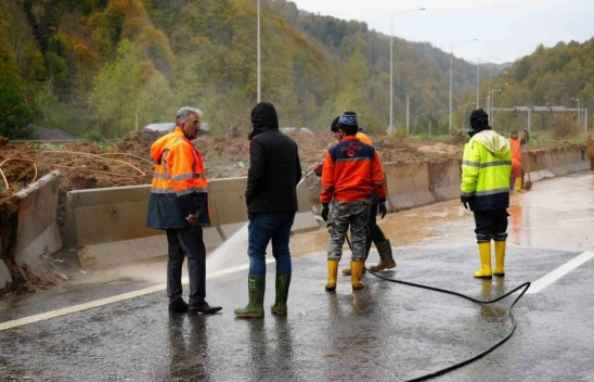 Bolu Dağı Tüneli İstanbul İstikameti Trafiğe Açıldı