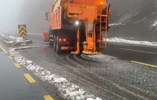Bolu Geçişinde Kar Yağışı Etkili