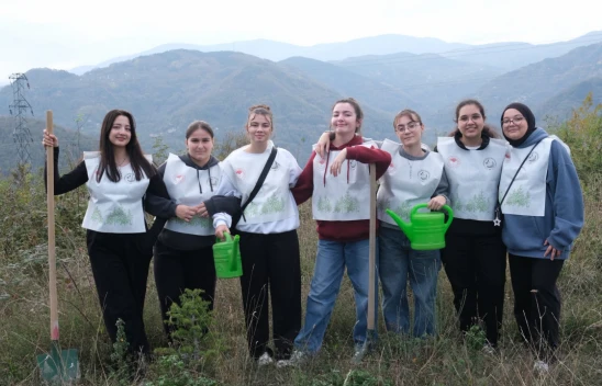 Bozkurt'ta 300 Fidan Toprakla Buluştu