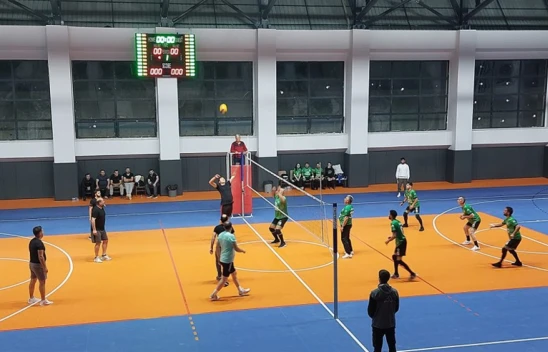 Çatalzeytin Spor Salonu Kapılarını Açtı