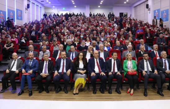 CHP'den geniş katılımlı aday tanıtım toplantısı yaptı