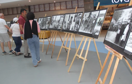 Devrimin 100. Yılına Özel Sergi